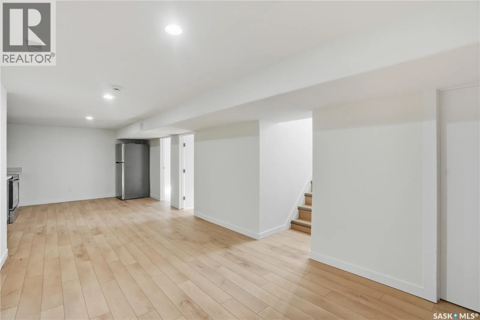114 2nd STREET S