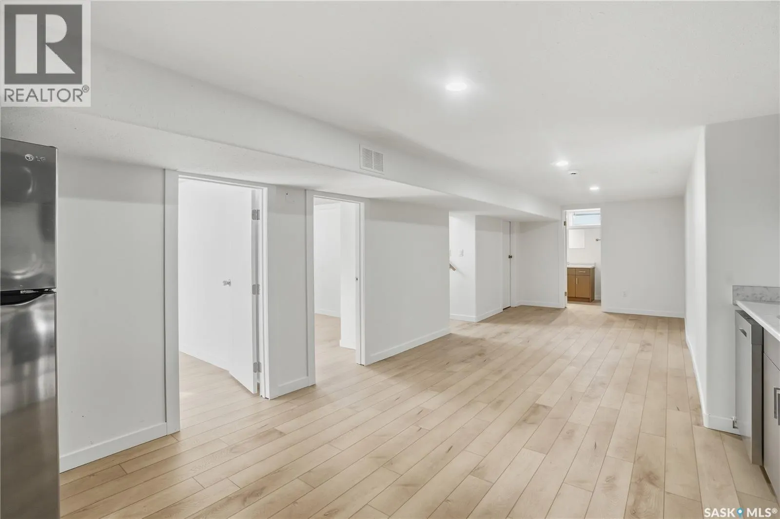 114 2nd STREET S