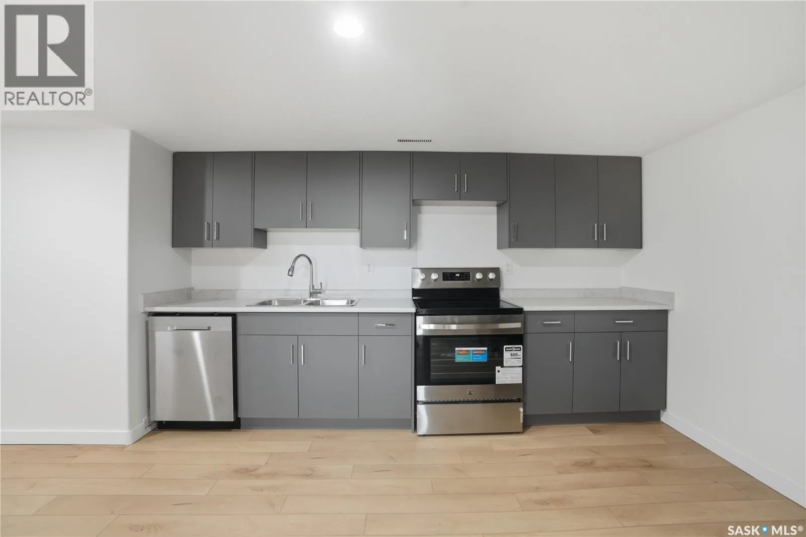 114 2nd STREET S