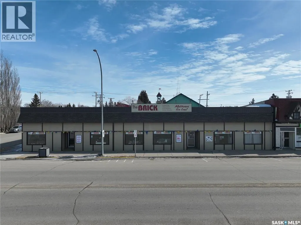 640 Main STREET