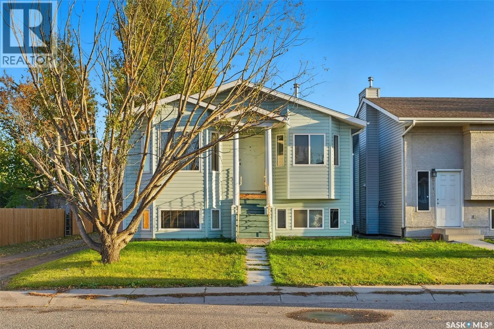 213 Hedley STREET