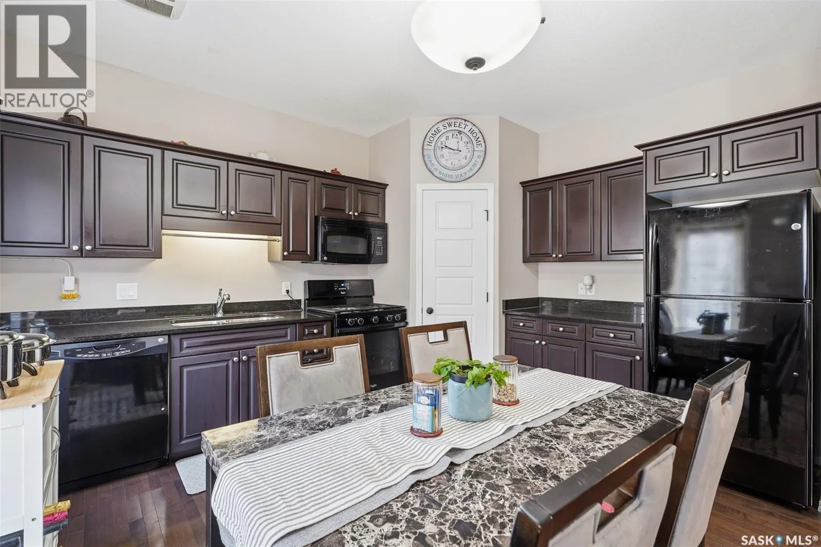 726 150 Langlois WAY