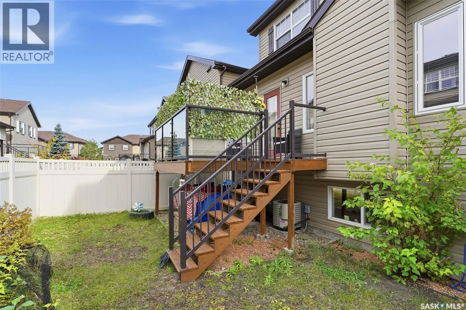 726 150 Langlois WAY