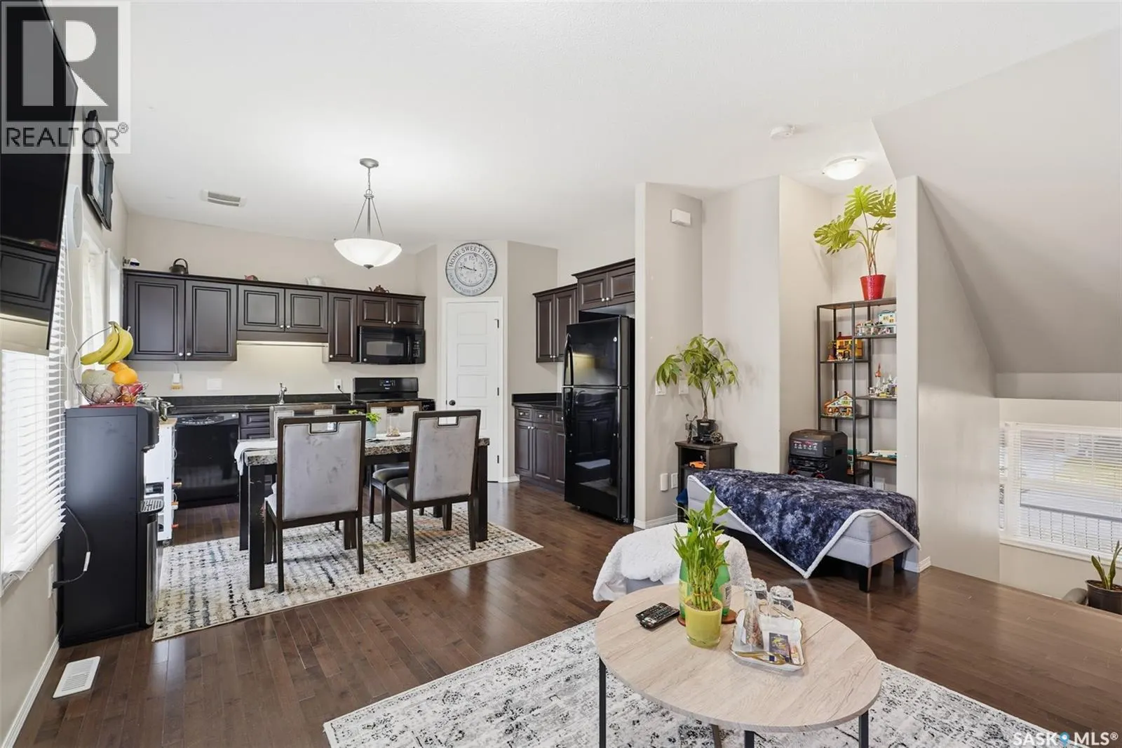 726 150 Langlois WAY