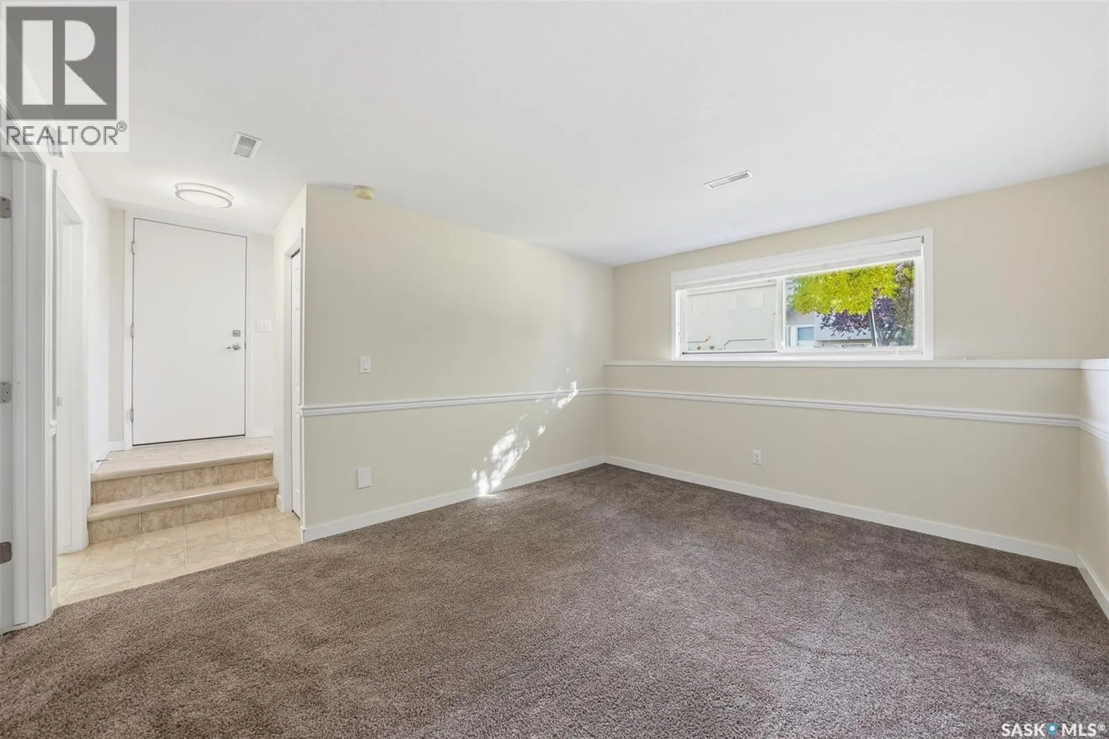 119 320 Heritage CRESCENT