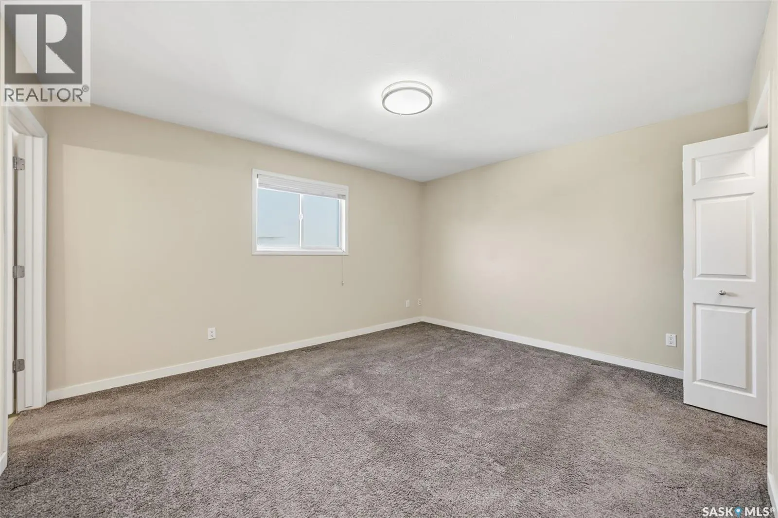 119 320 Heritage CRESCENT