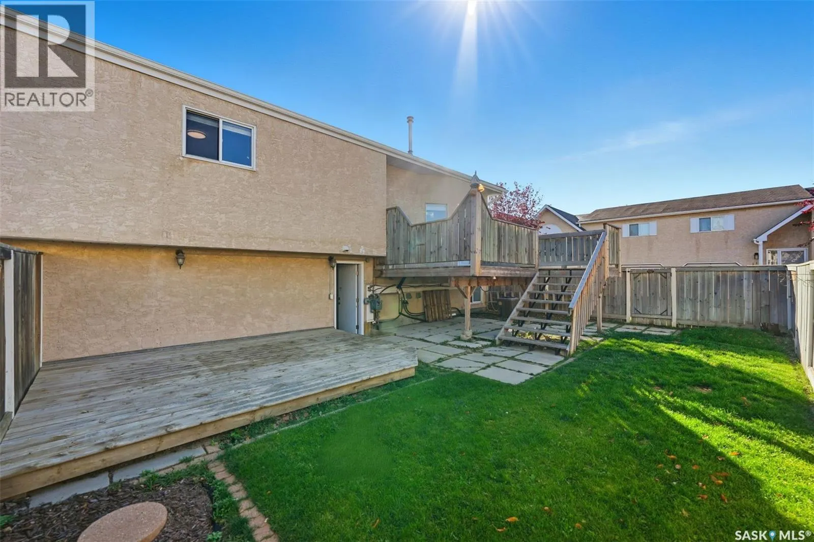 119 320 Heritage CRESCENT