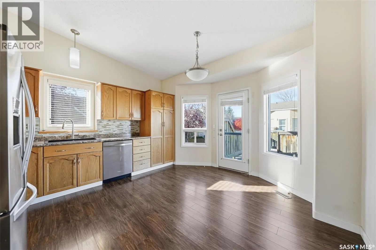 119 320 Heritage CRESCENT