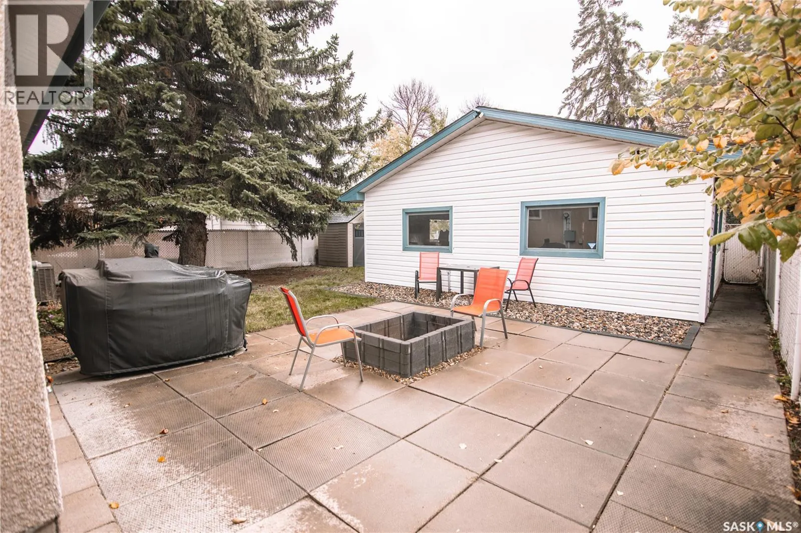 132 Nagel CRESCENT