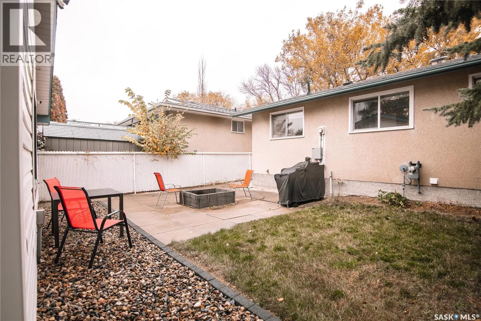 132 Nagel CRESCENT
