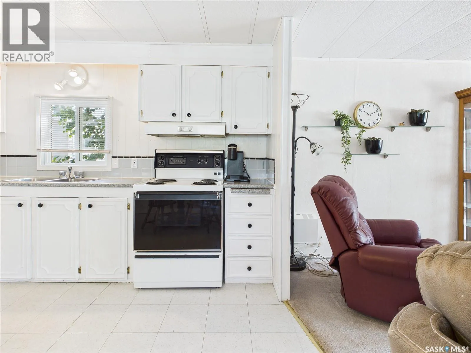 SK 43 Eastview Trailer COURT