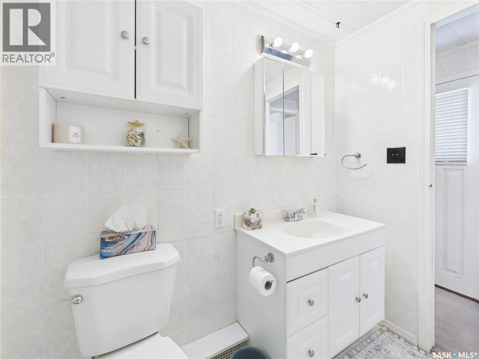 SK 43 Eastview Trailer COURT