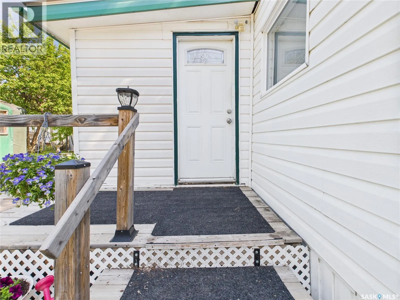 SK 43 Eastview Trailer COURT