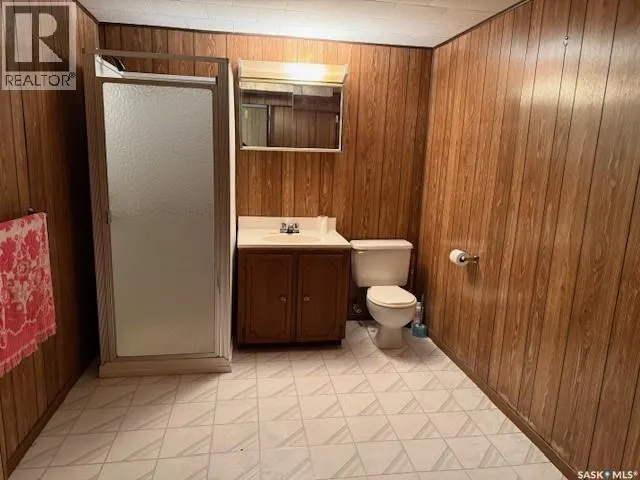128 First AVENUE S