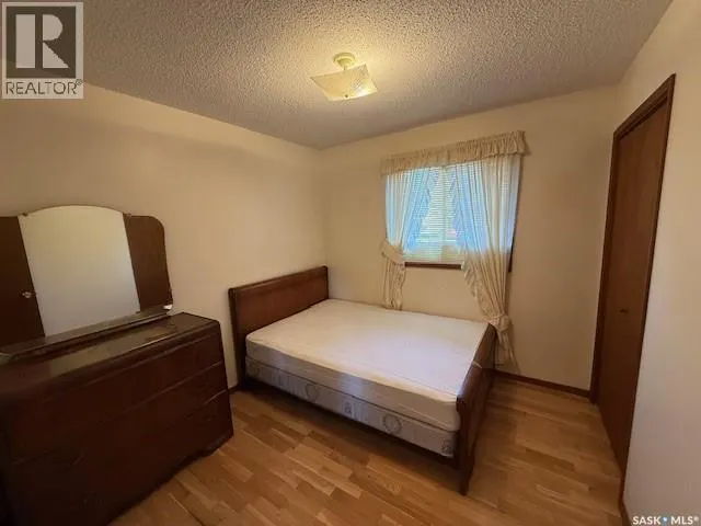 128 First AVENUE S