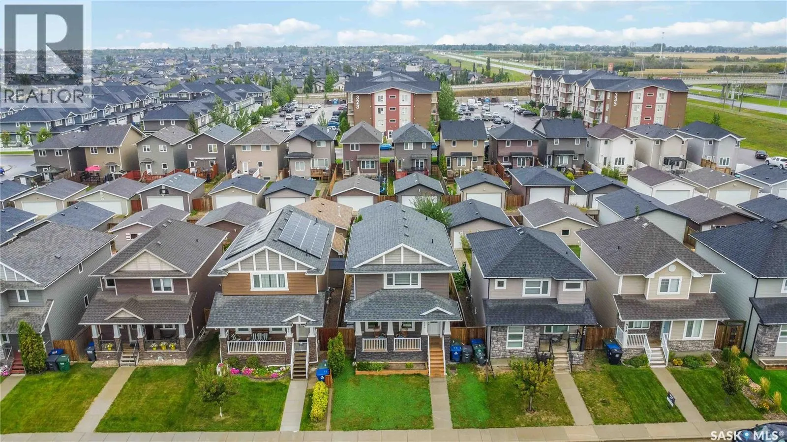 426 Veltkamp CRESCENT