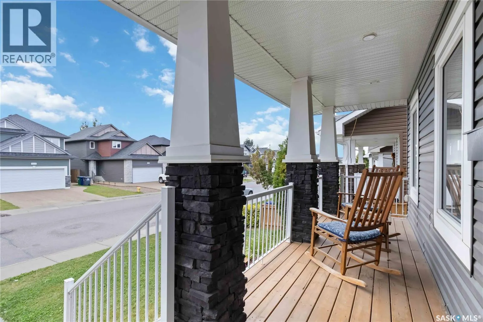 426 Veltkamp CRESCENT