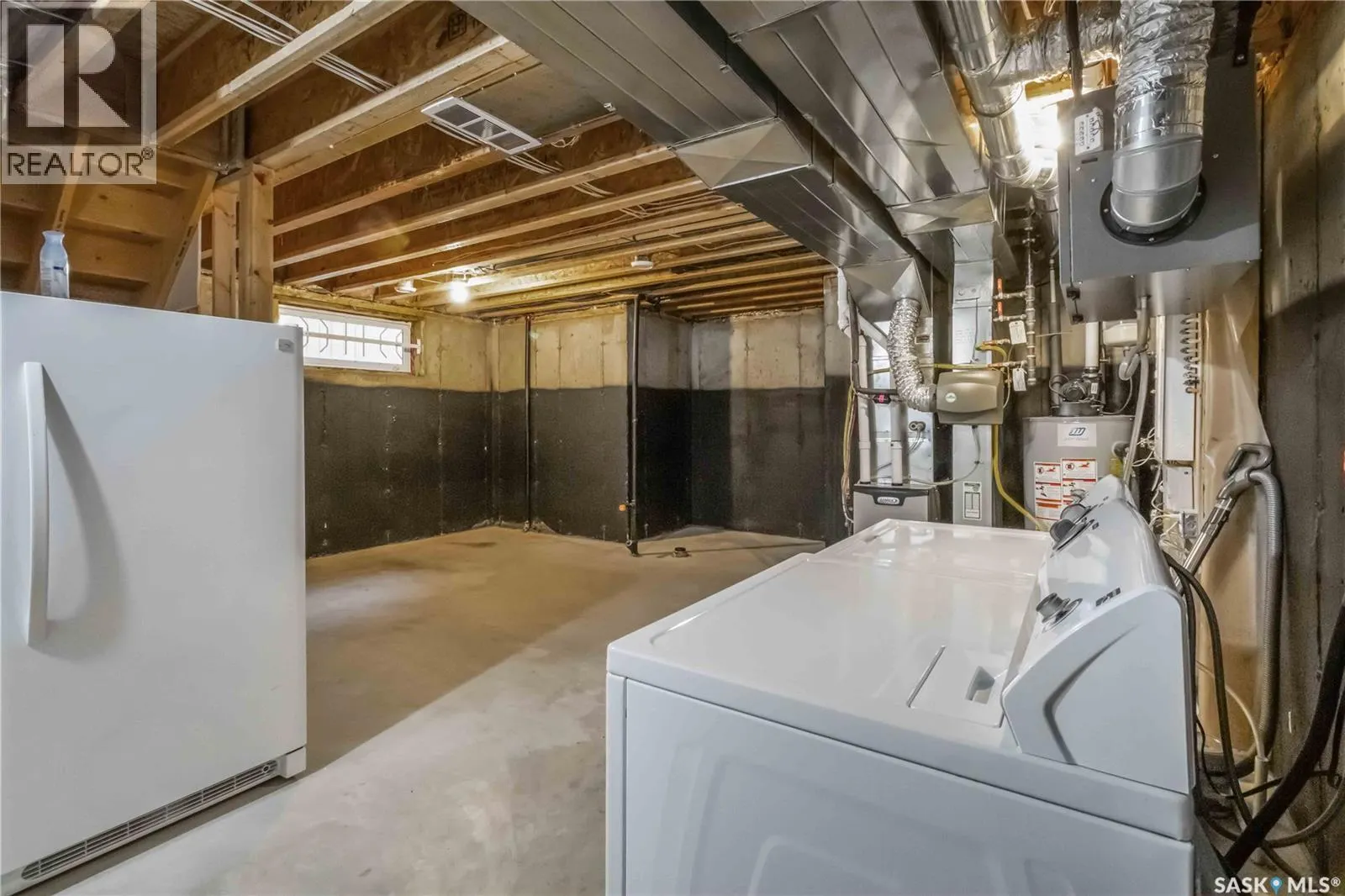 426 Veltkamp CRESCENT