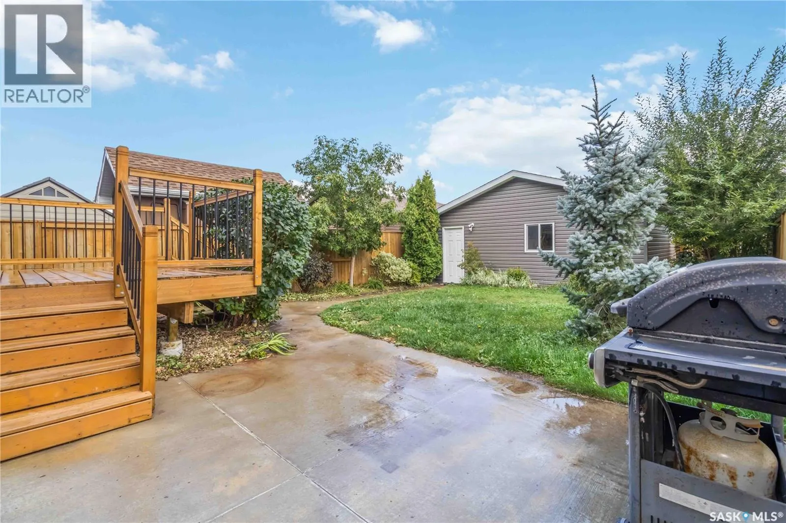 426 Veltkamp CRESCENT