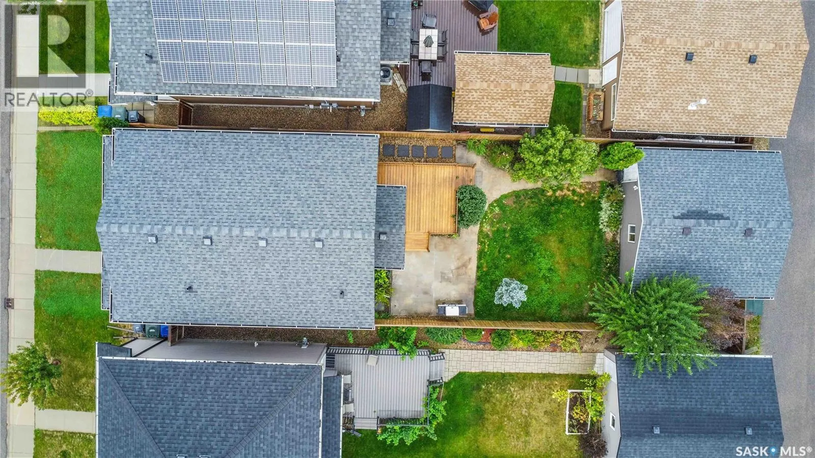 426 Veltkamp CRESCENT