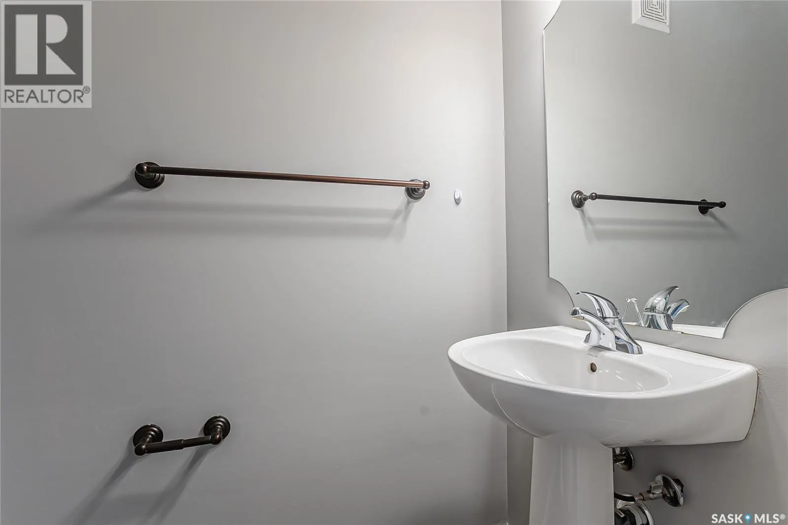 522 150 Langlois WAY