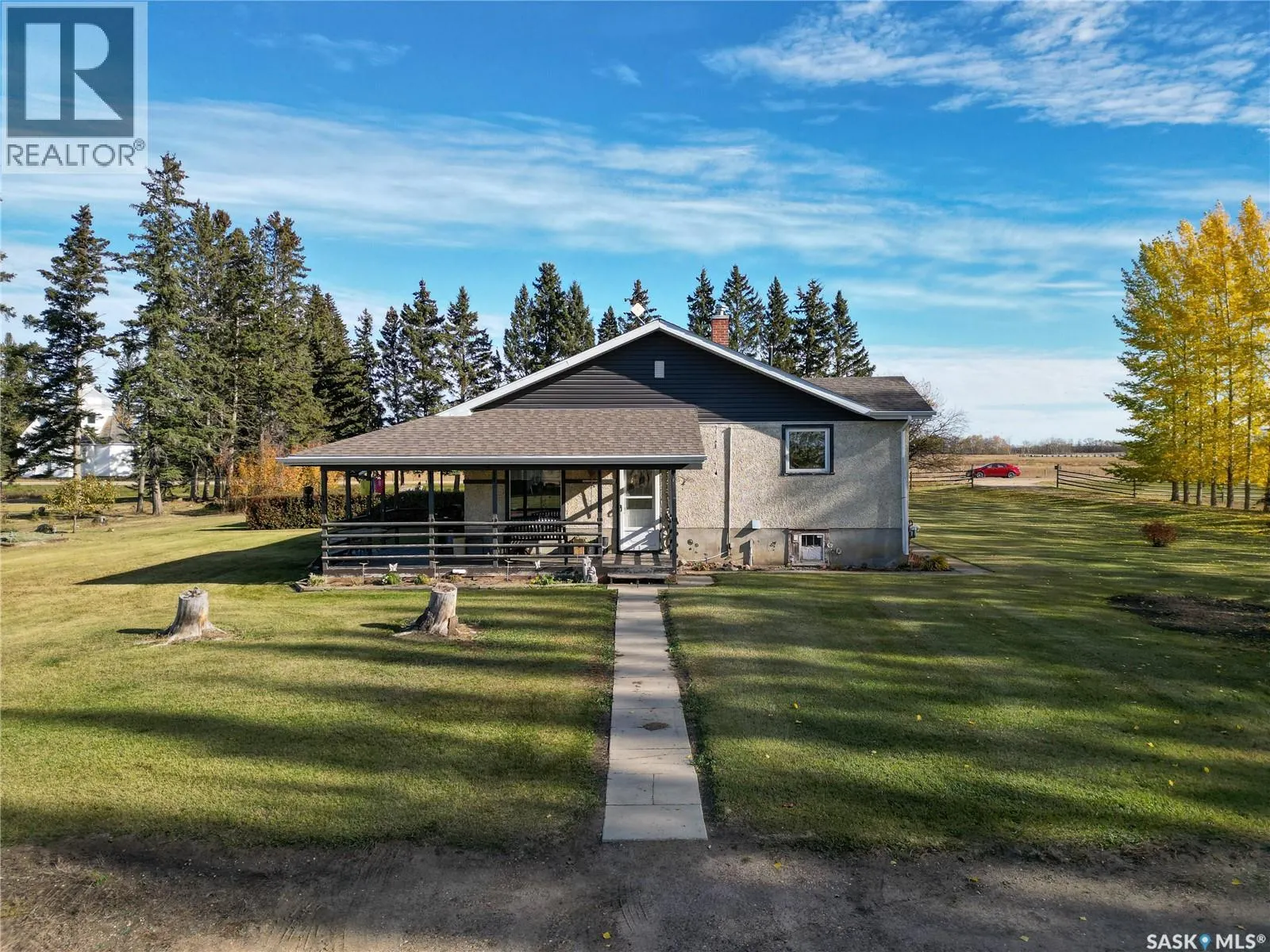 Thompson Acreage