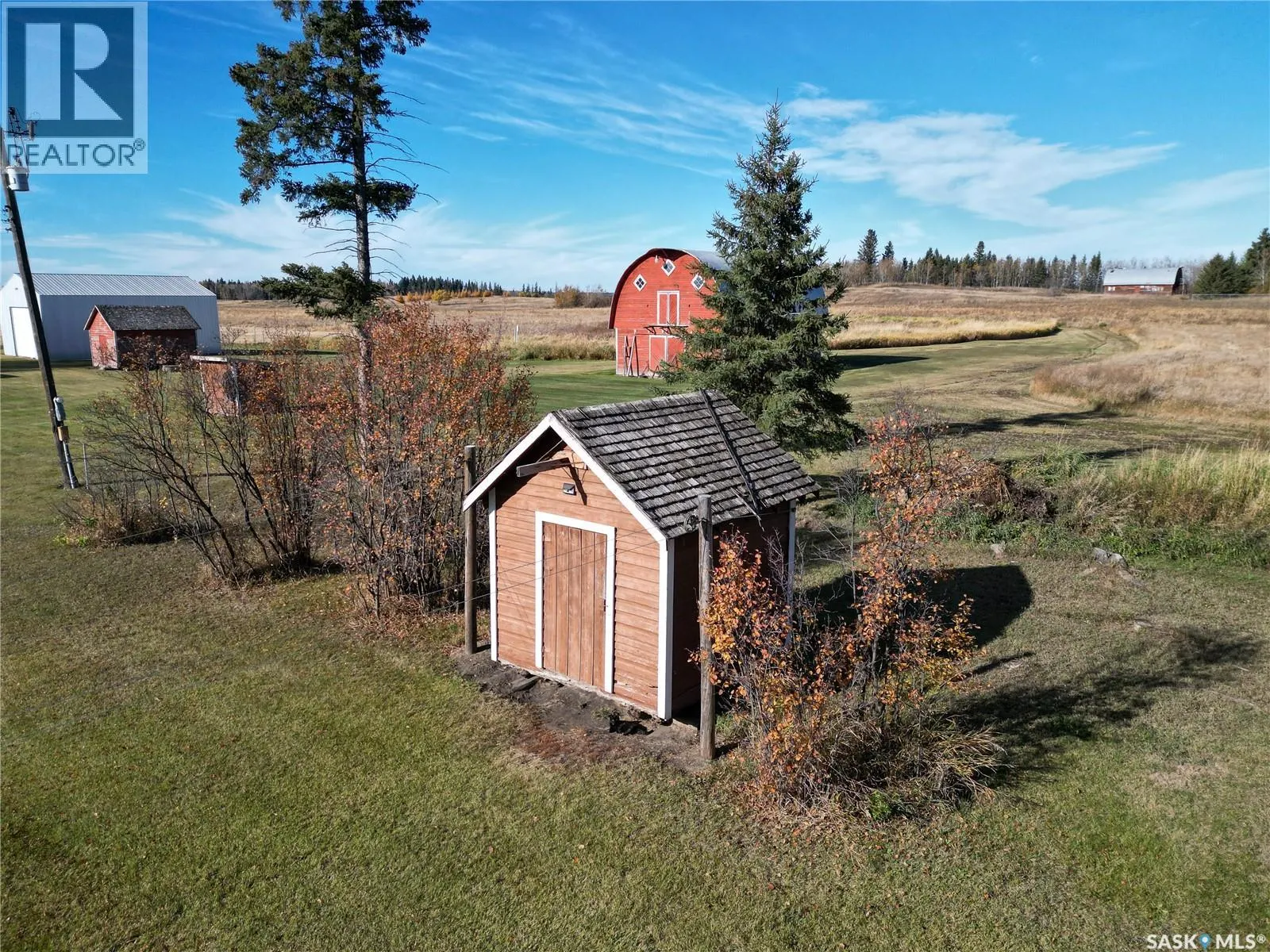 Thompson Acreage