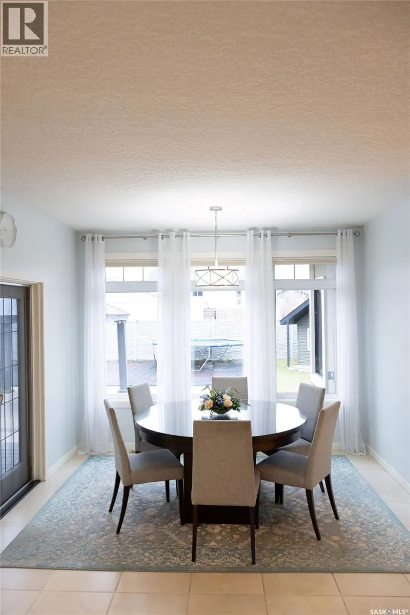 15 Broadway STREET S