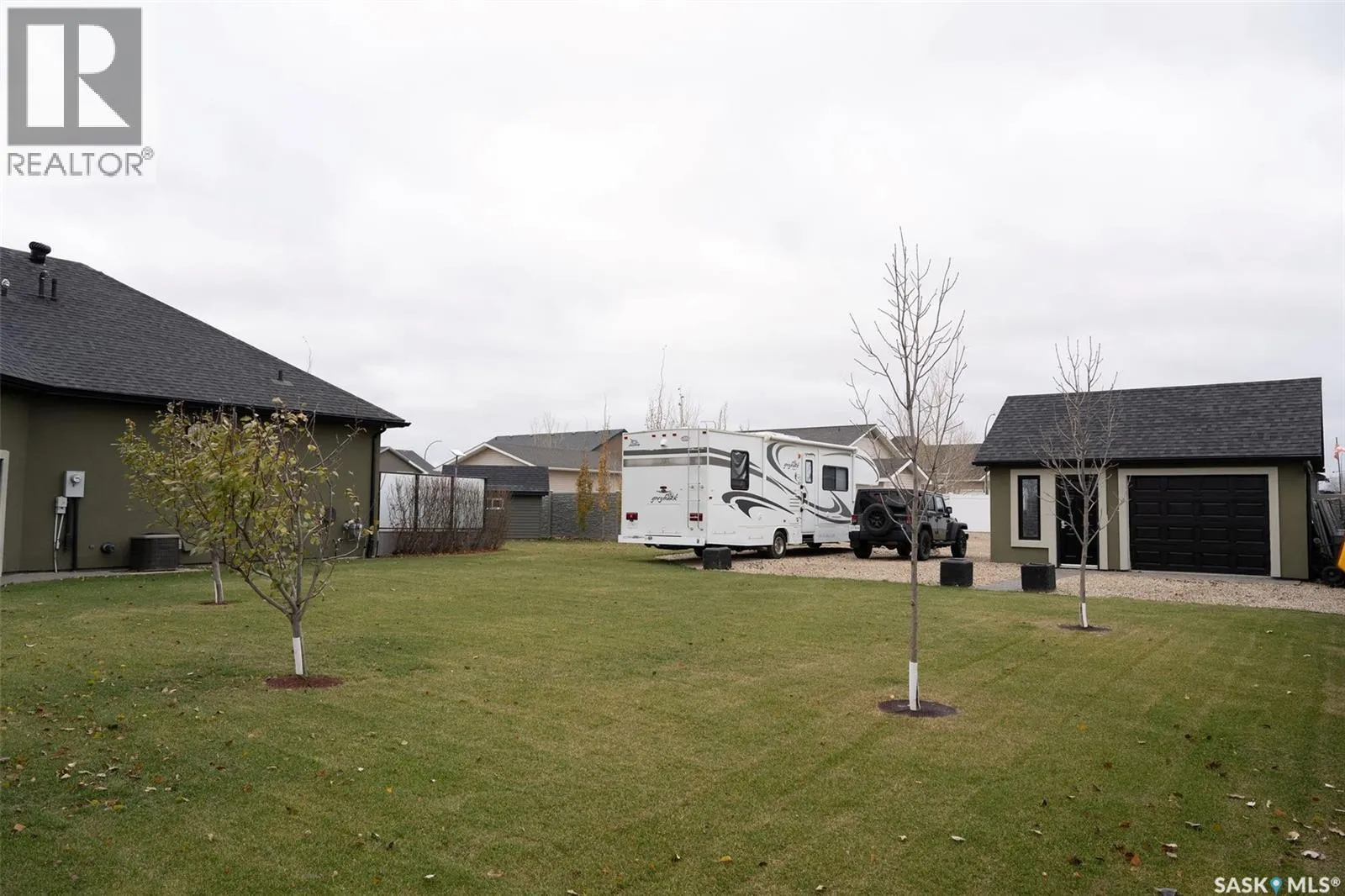 15 Broadway STREET S