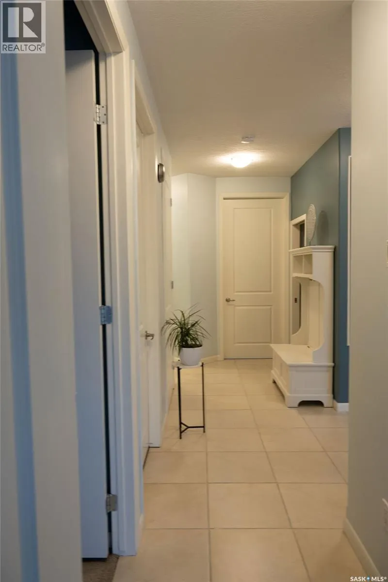 15 Broadway STREET S