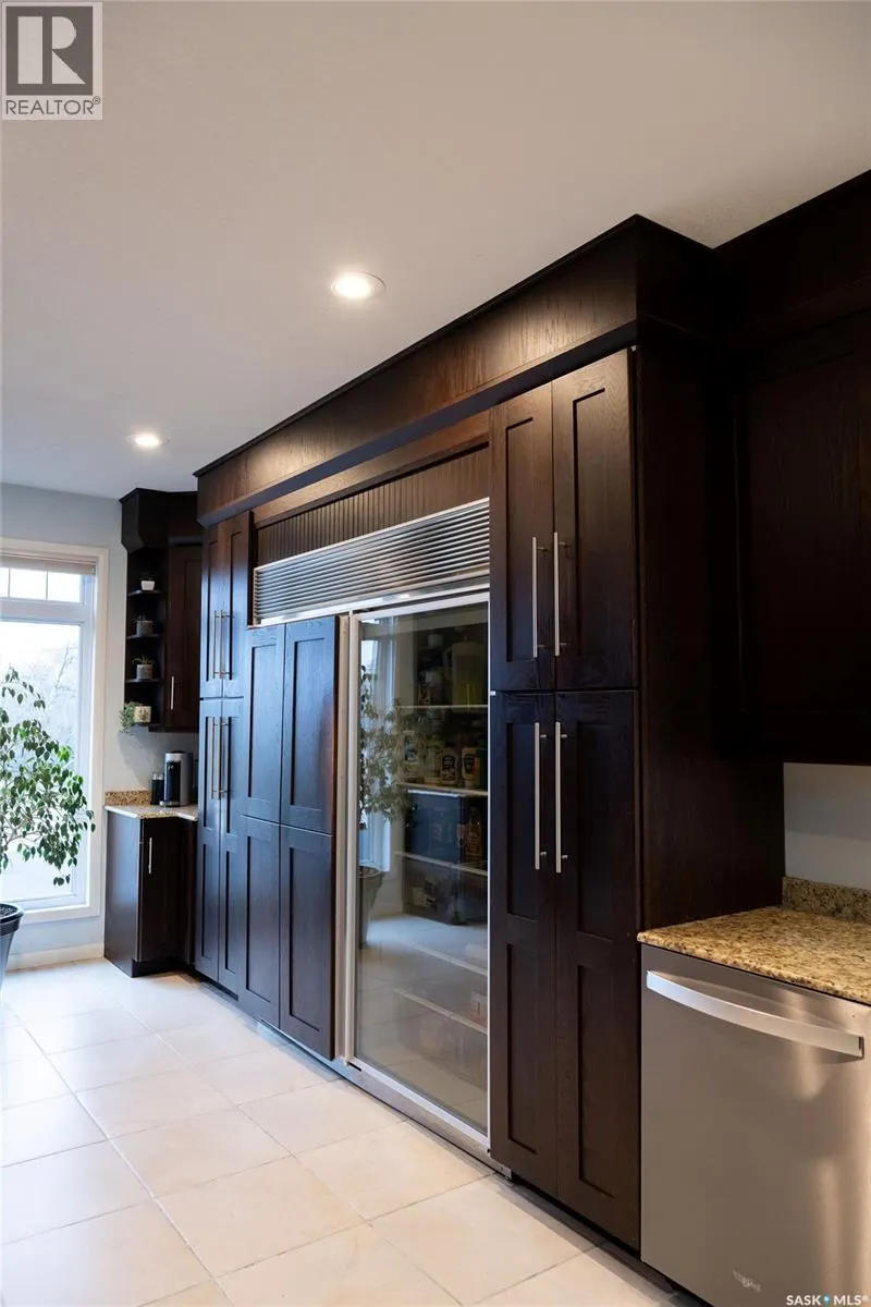 15 Broadway STREET S