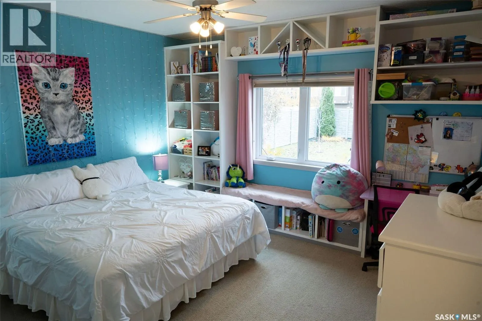 15 Broadway STREET S