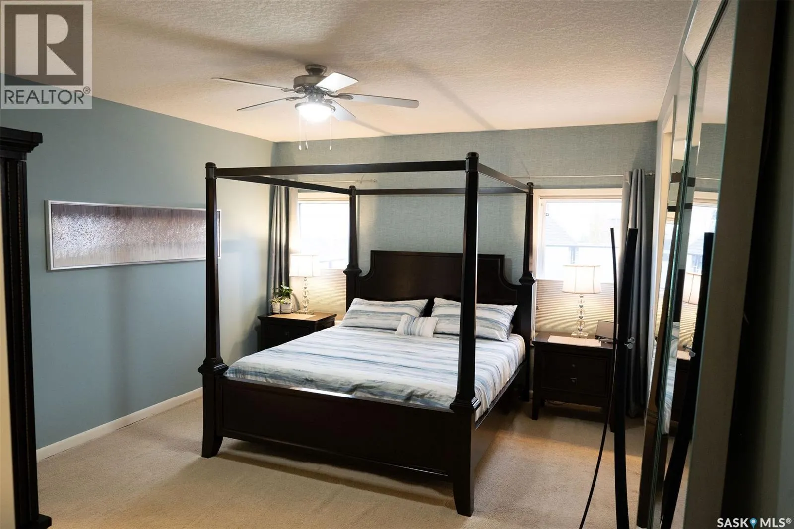 15 Broadway STREET S