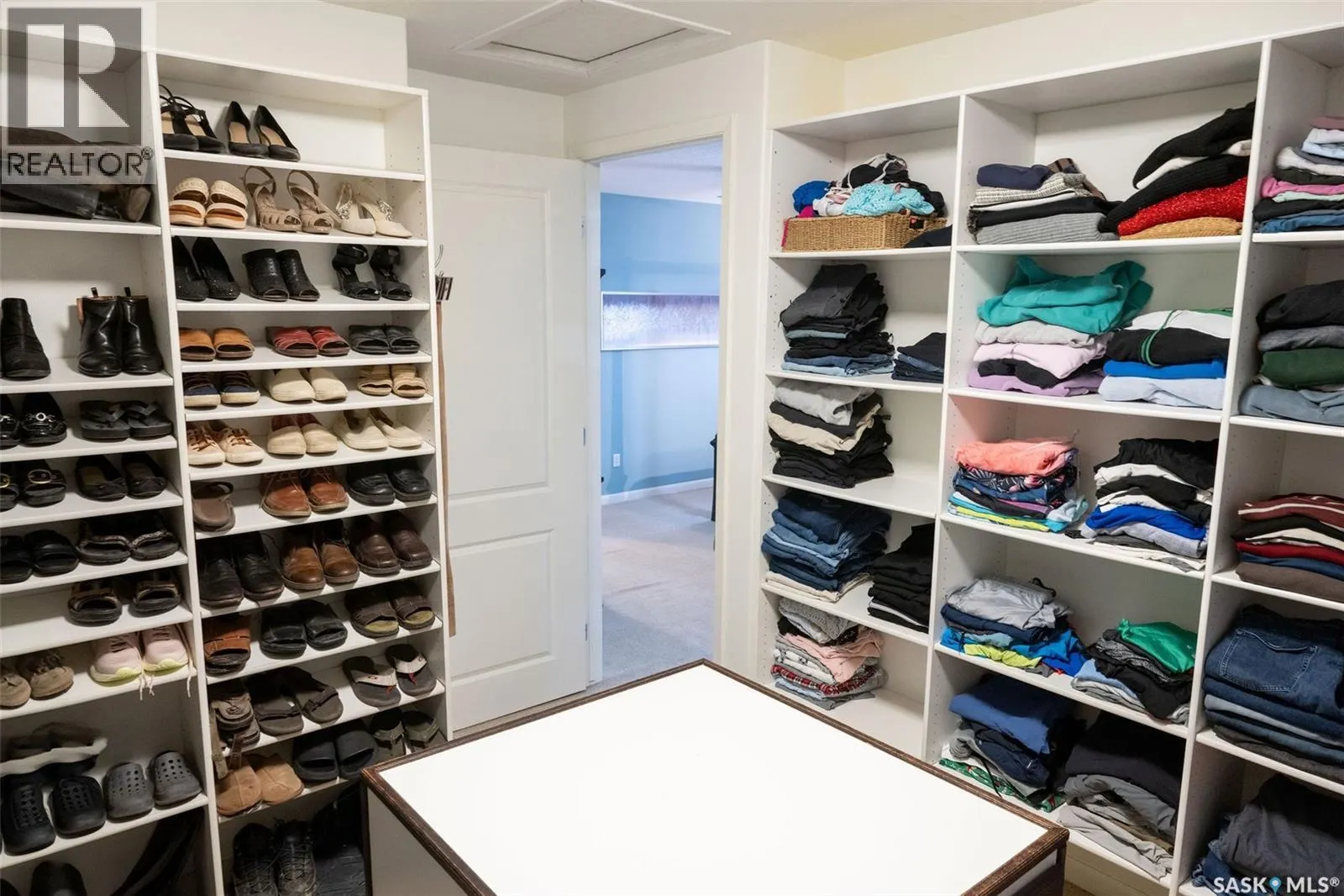 15 Broadway STREET S