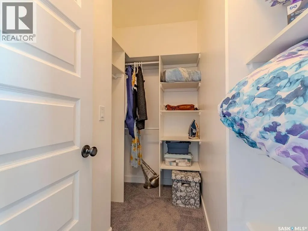 306 Brighton BOULEVARD