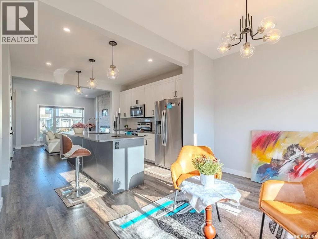 306 Brighton BOULEVARD