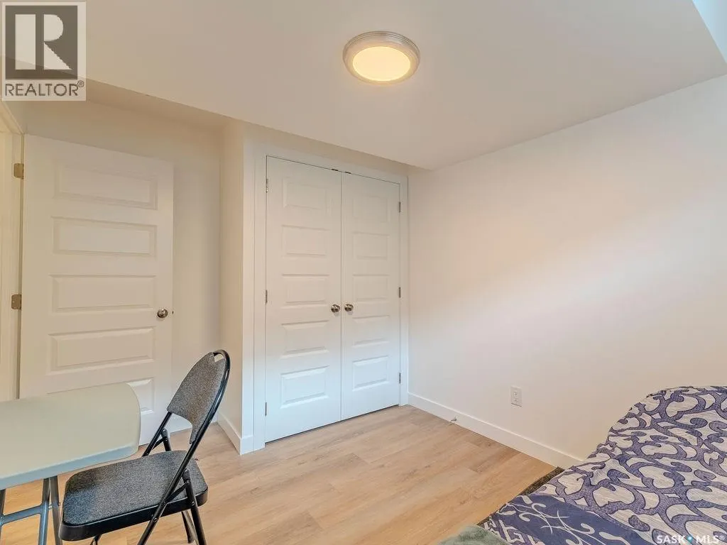 306 Brighton BOULEVARD