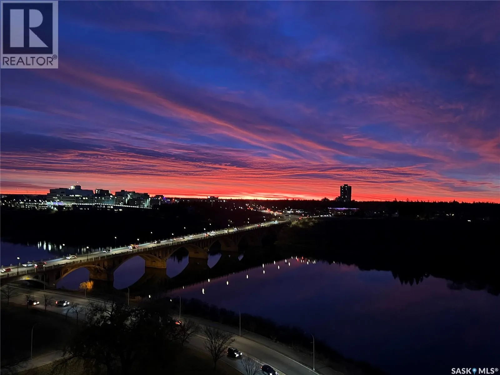 1308 902 Spadina CRESCENT E