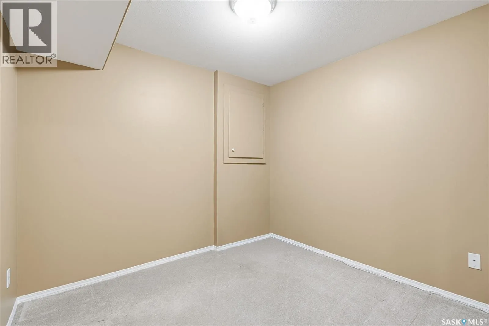 177 815 Kristjanson ROAD