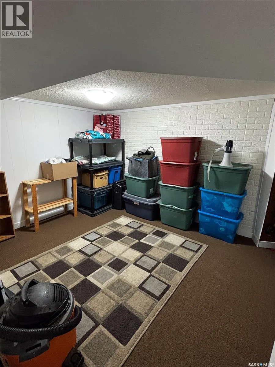 1503 Broadway AVENUE