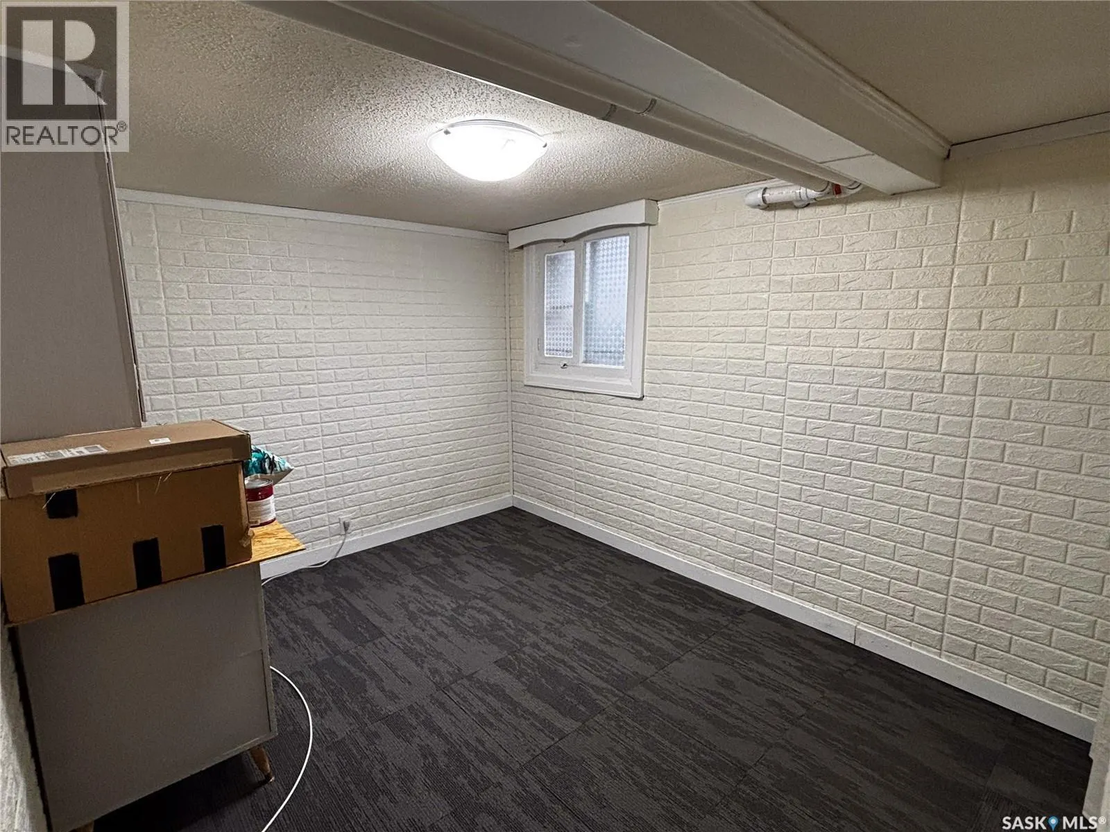 1503 Broadway AVENUE