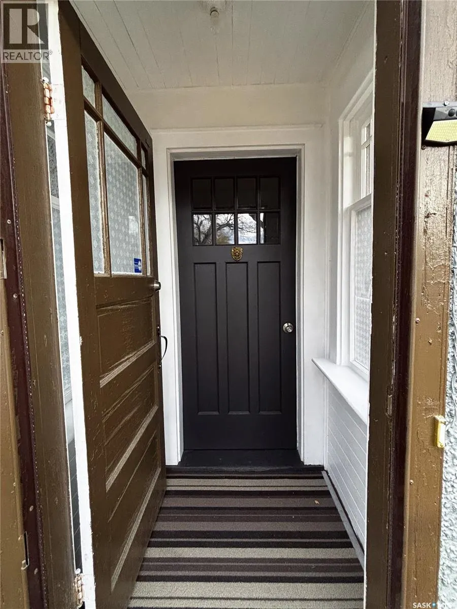 1503 Broadway AVENUE