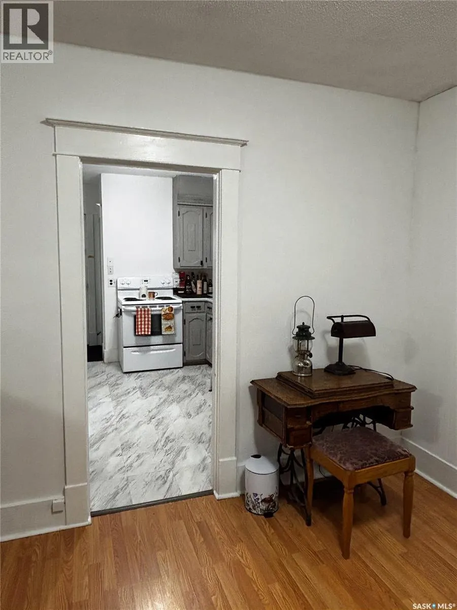 1503 Broadway AVENUE