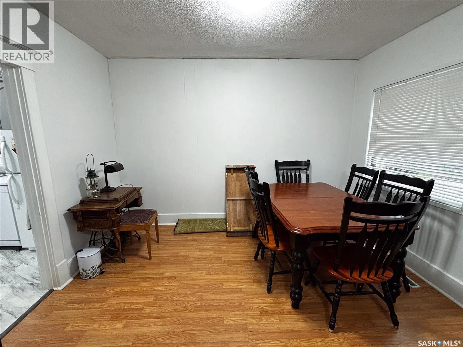 1503 Broadway AVENUE