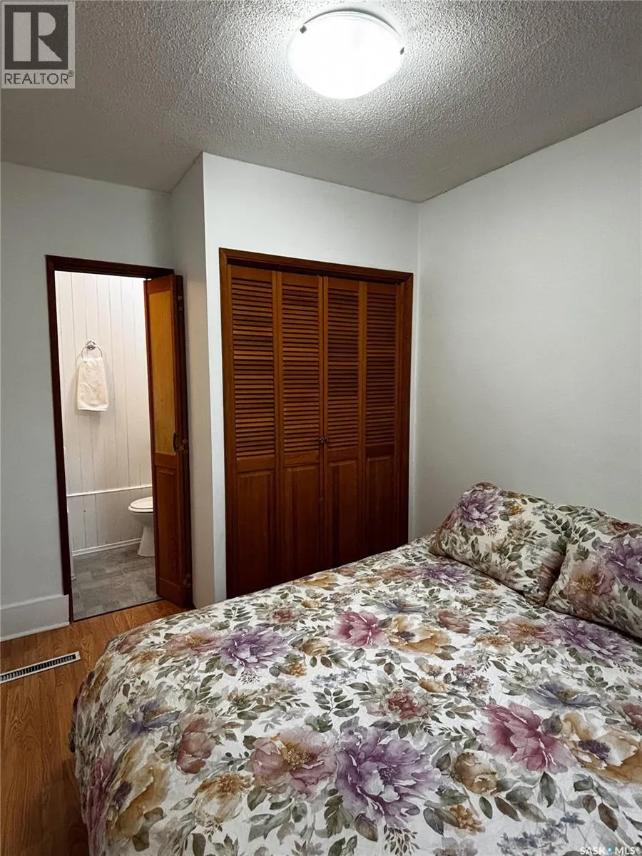 1503 Broadway AVENUE