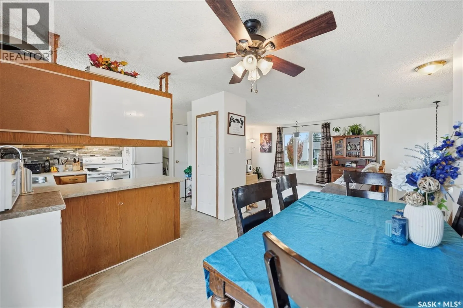 127 Nesbitt CRESCENT