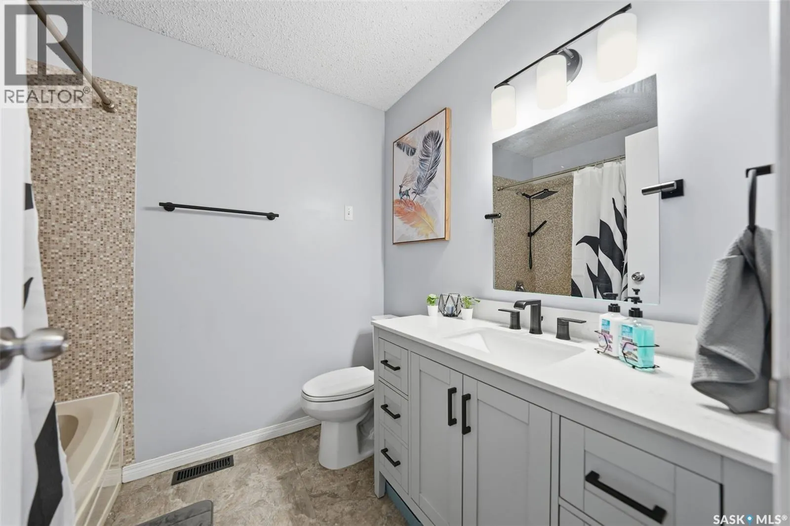 127 Nesbitt CRESCENT