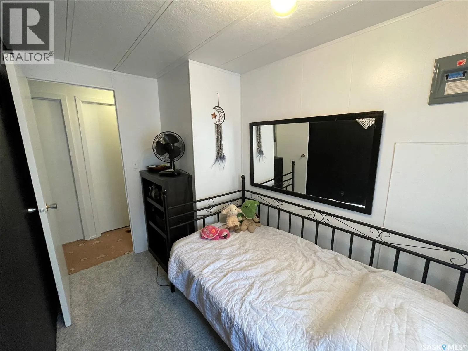 55 1035 Boychuk DRIVE