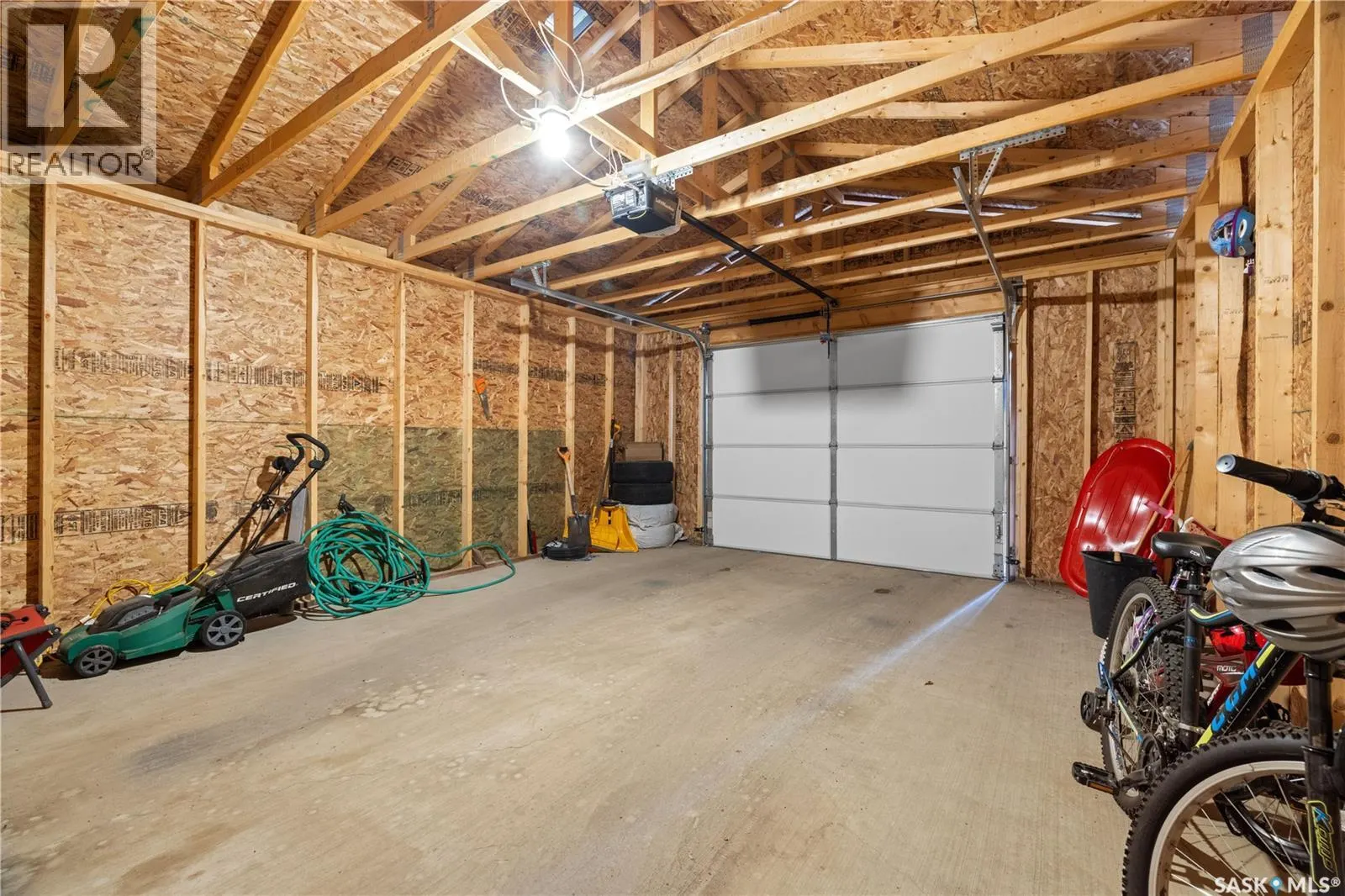 5334 E Primrose Green DRIVE E