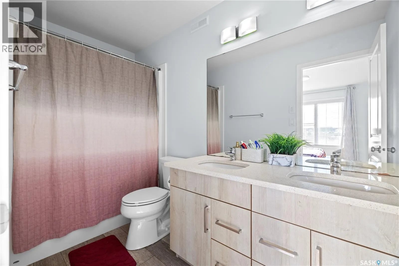 5334 E Primrose Green DRIVE E